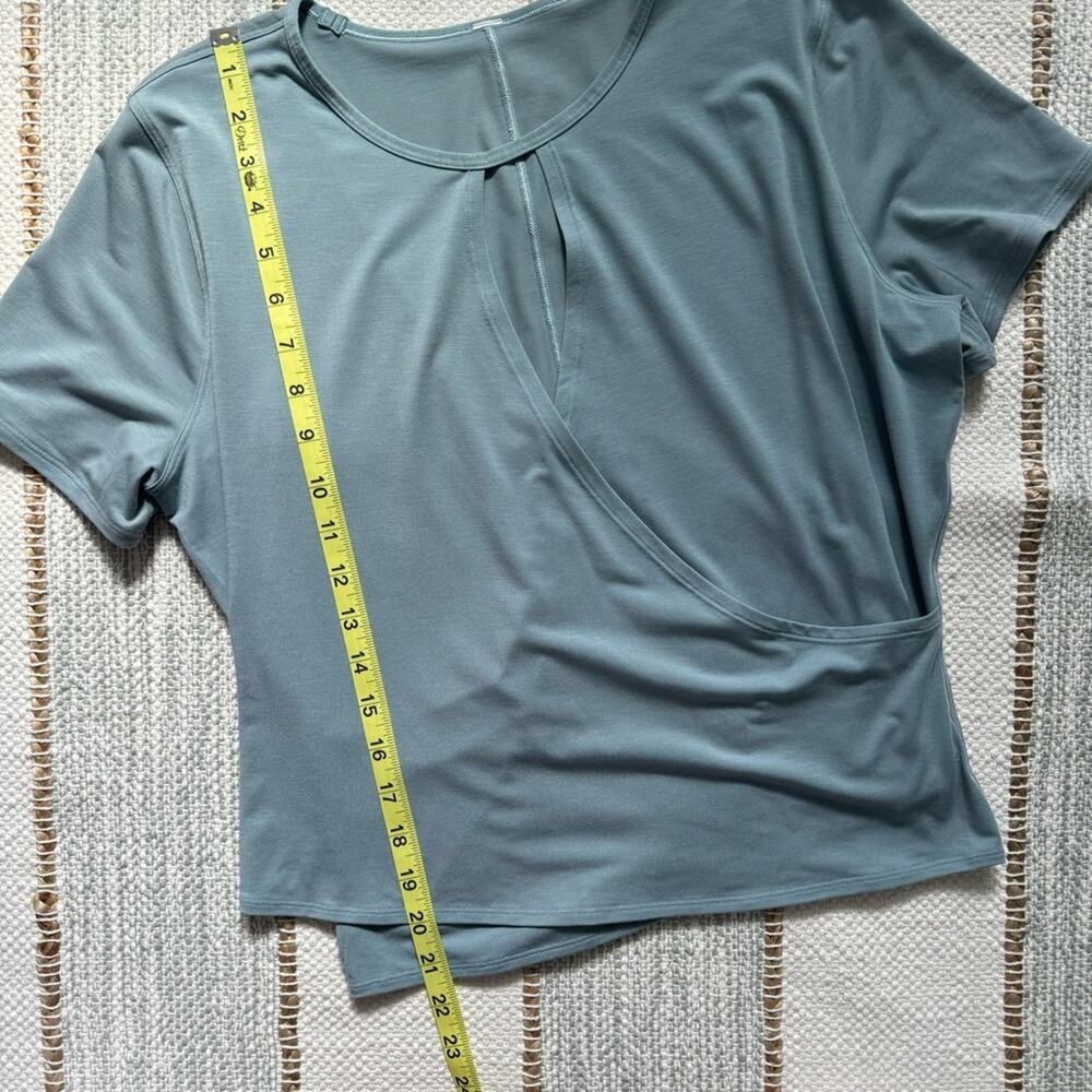 Lululemon Round Trip Short Sleeve Blue Cast Faux Wrap T-Shirt Women’s Size 4 - Picture 6 of 7
